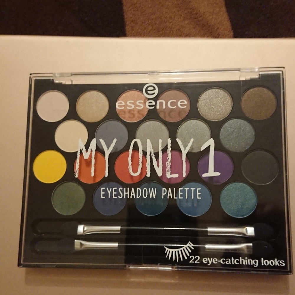 Essence my only 1 eye shadow palette